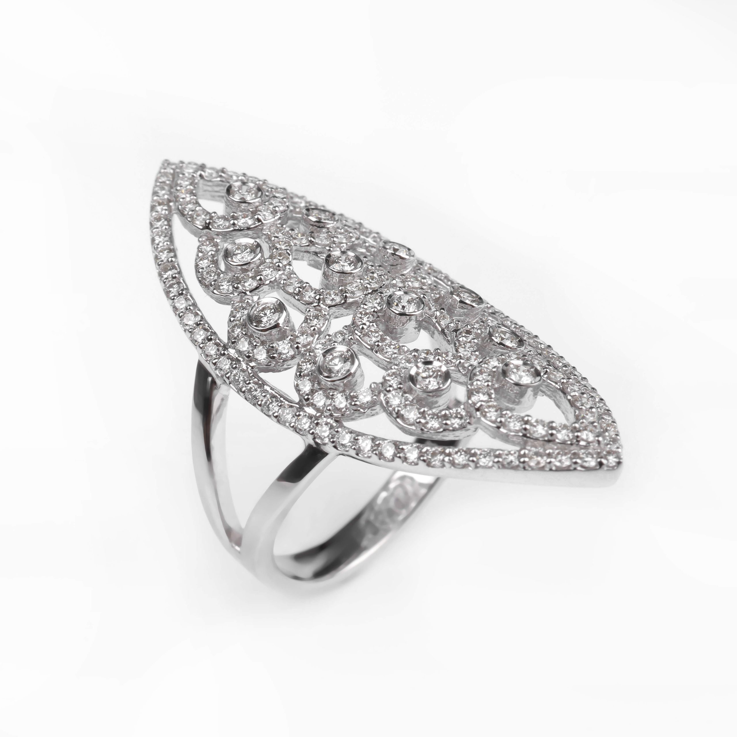 675 Մատանի - Image 1